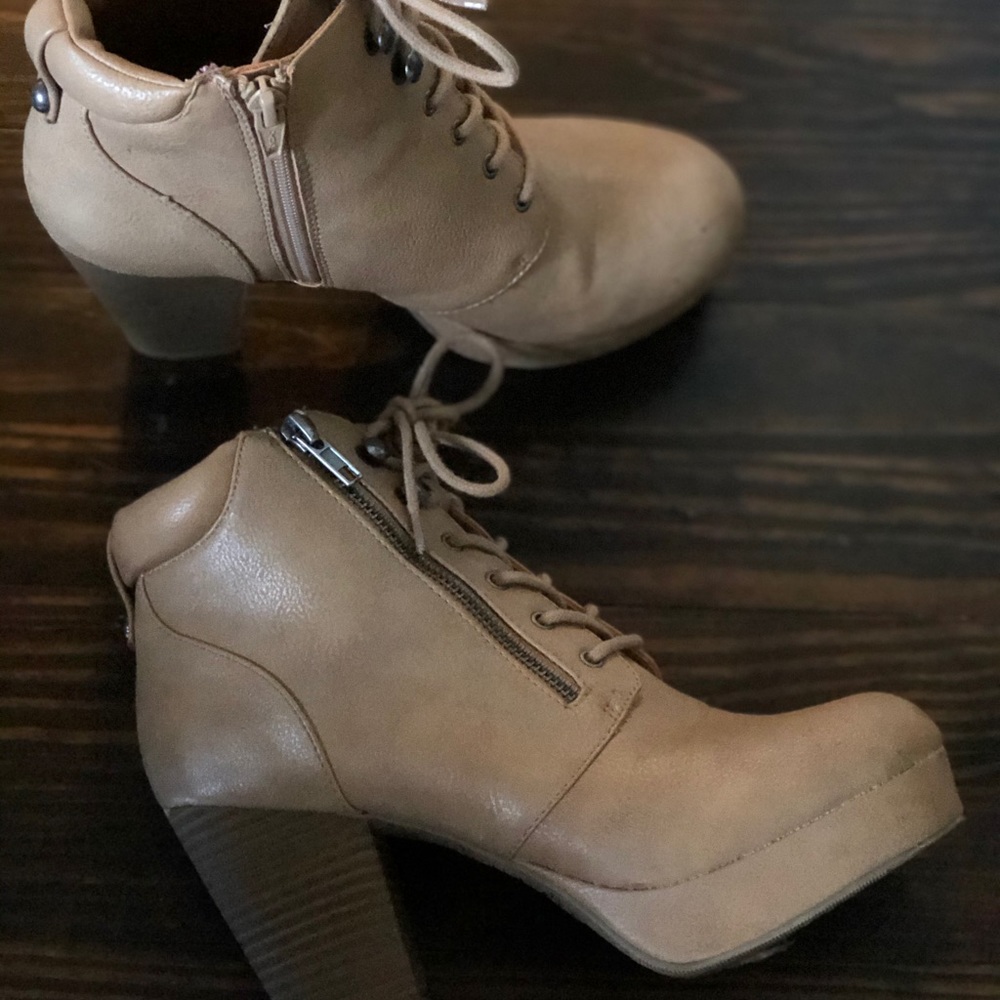 Tan bootie